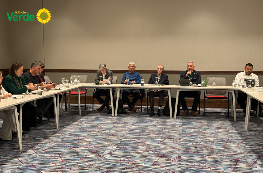 El Partido Alianza Verde crea comisión para definir líneas programáticas de cara a eventual respaldo presidencial a la candidatura de Iván Cepeda